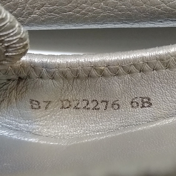 Cole Haan Nike Air "Candyce" loafers, pewter, 6B. Silver flats. - Picture 10 of 11